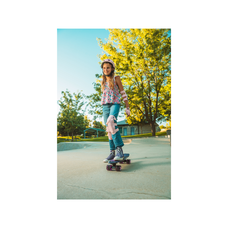 SKITCH® LED+ PURPLE GALAXY Skateboard For Kids And Beginners Mini Cruiser Board Gift Set (LED ON/OFF)